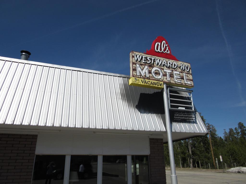 ווסט ילוסטון Al'S Westward Ho Motel מראה חיצוני תמונה